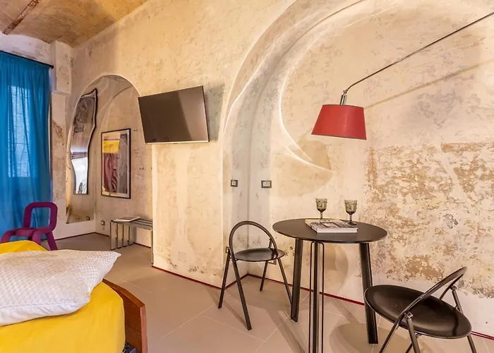 Daire Ruins_design Loft 150 Mt From Colosseum Roma